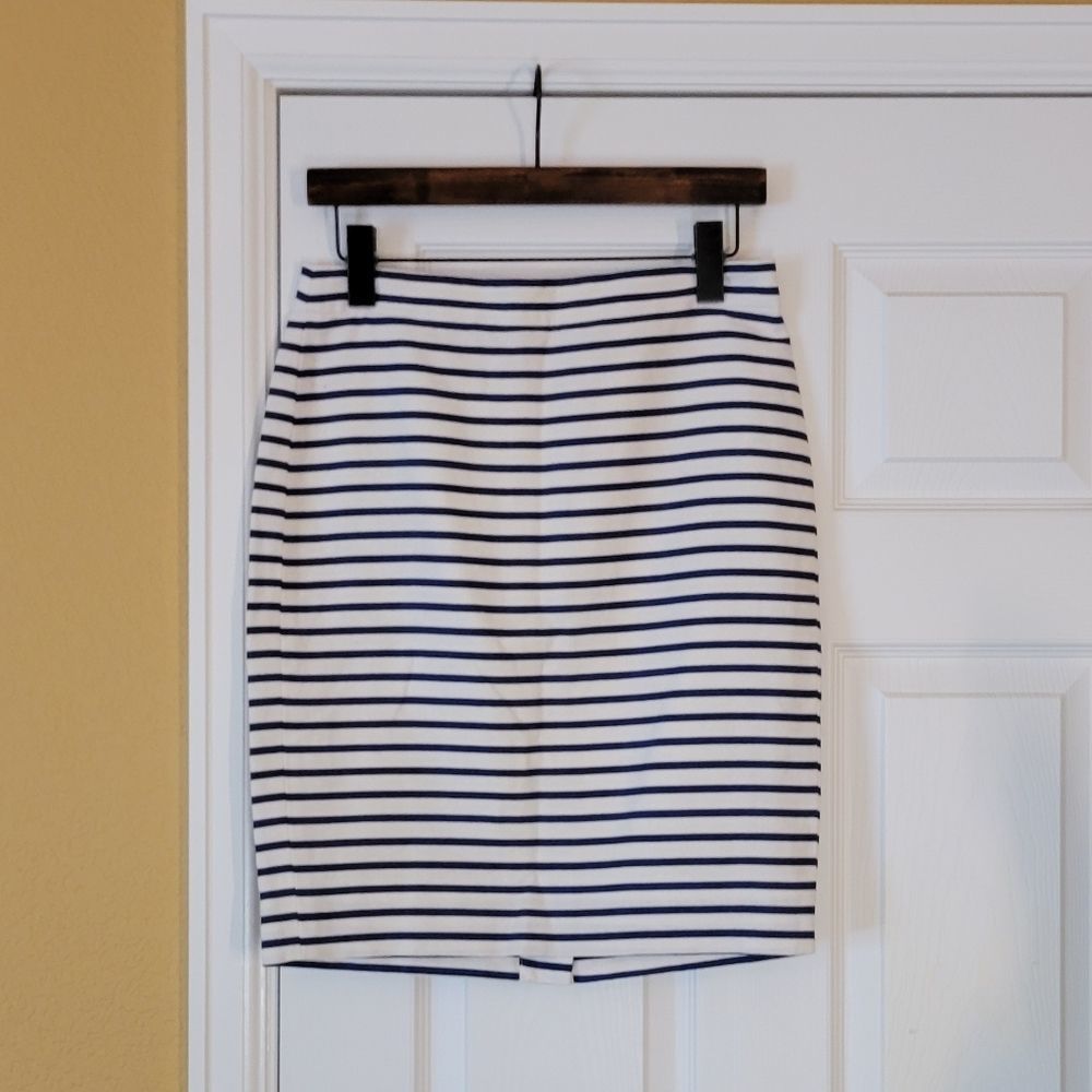 J Crew The Pencil Skirt White Blue Stripe Sz 2